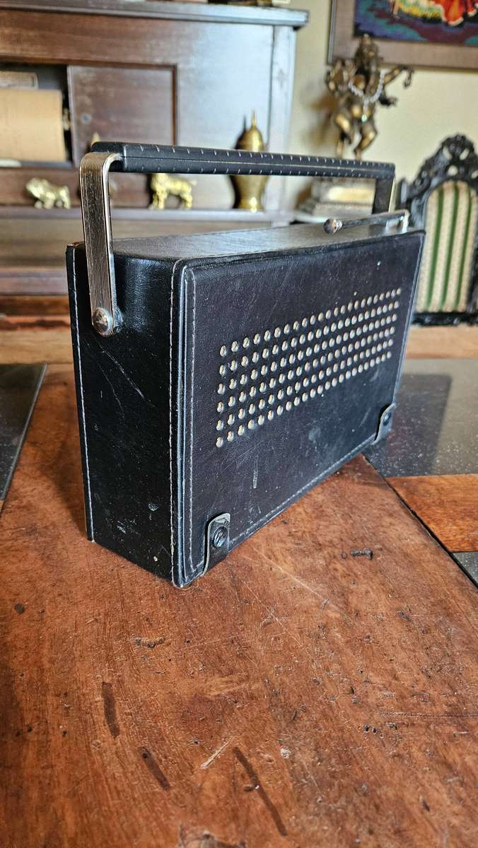 Sanyo Sportmaster Portable Radio