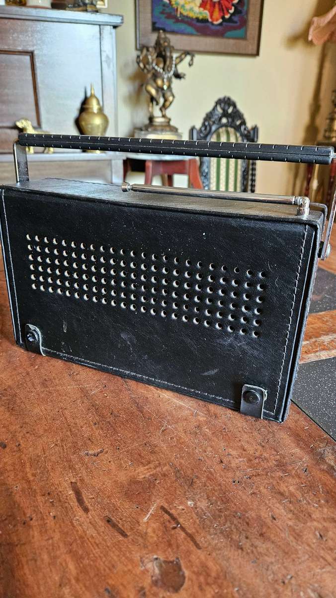 Sanyo Sportmaster Portable Radio