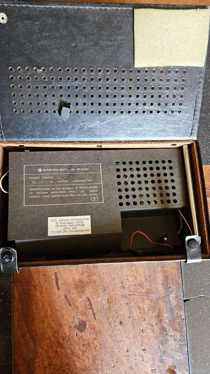 Sanyo Sportmaster Portable Radio