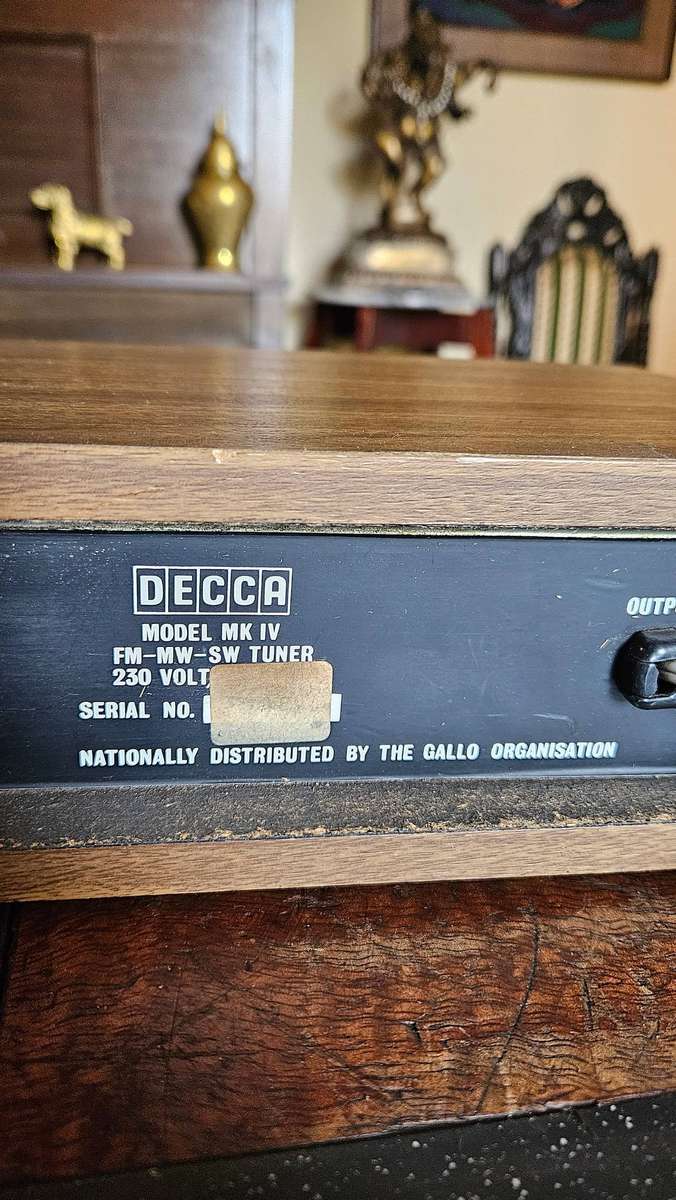 vintage Decca Mk4 Radio