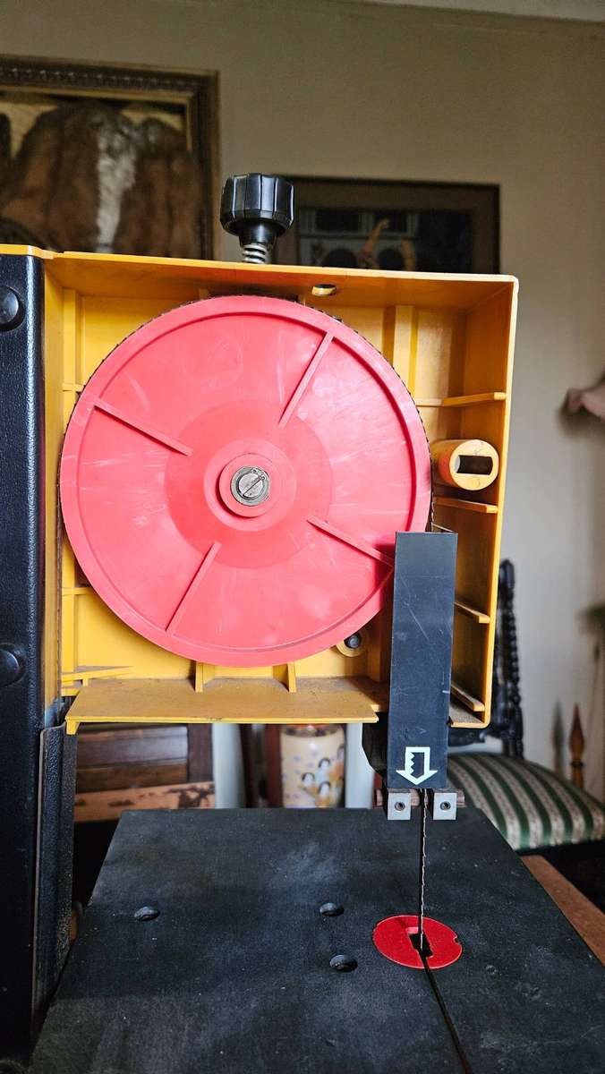 Powerline Mini BandSaw