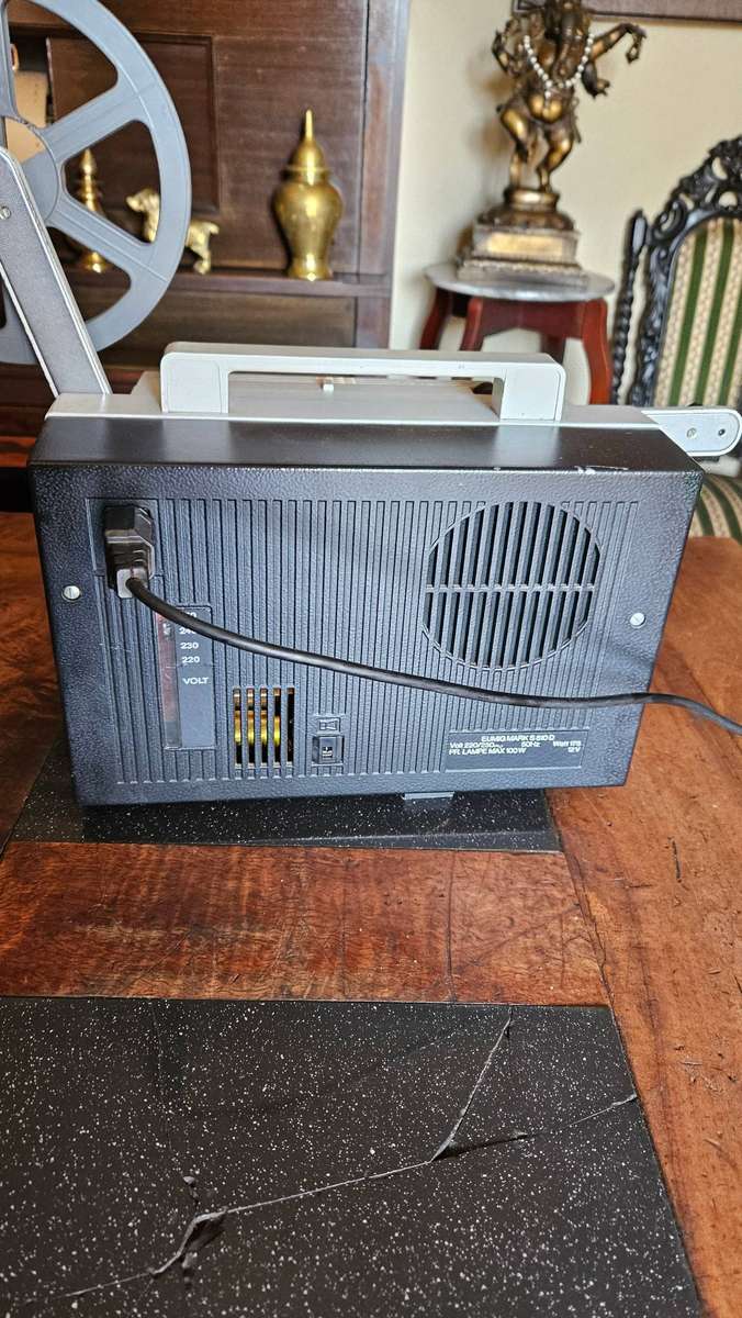 Eumig Mark S 810D Projector