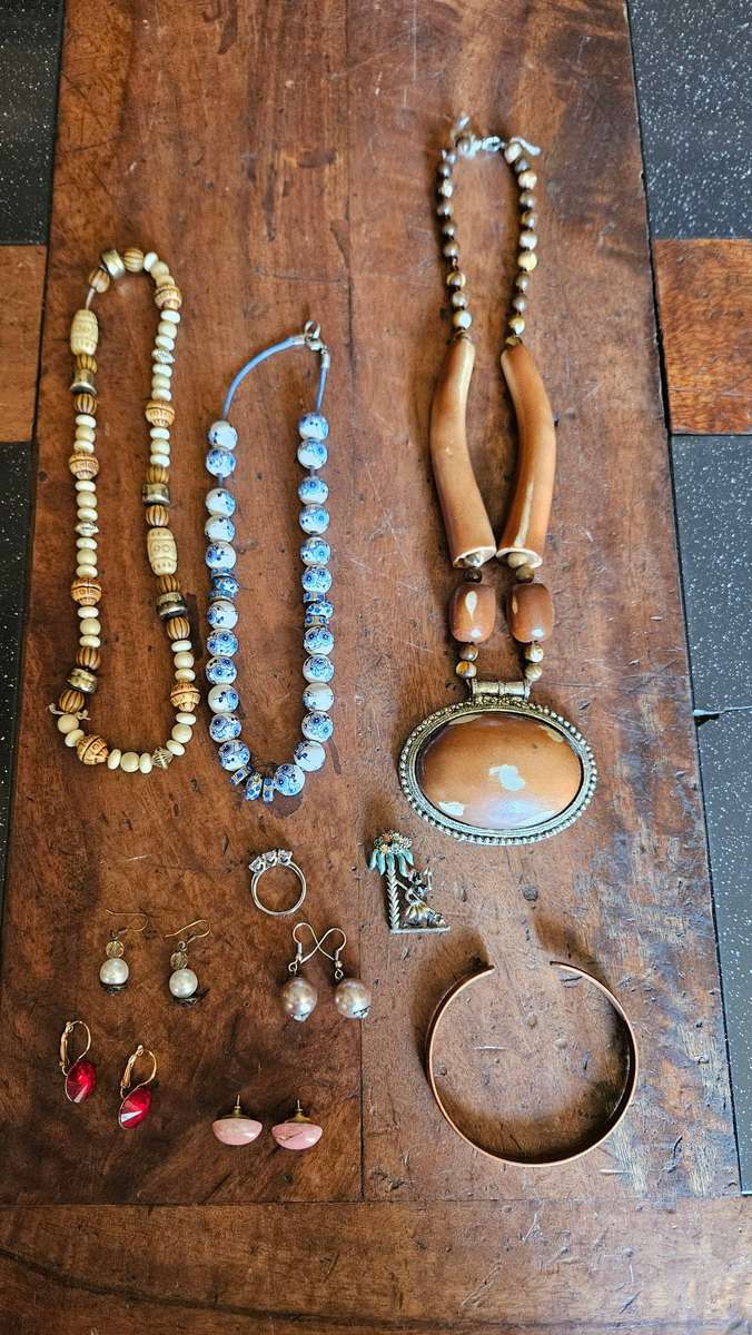 Jewellery Lot