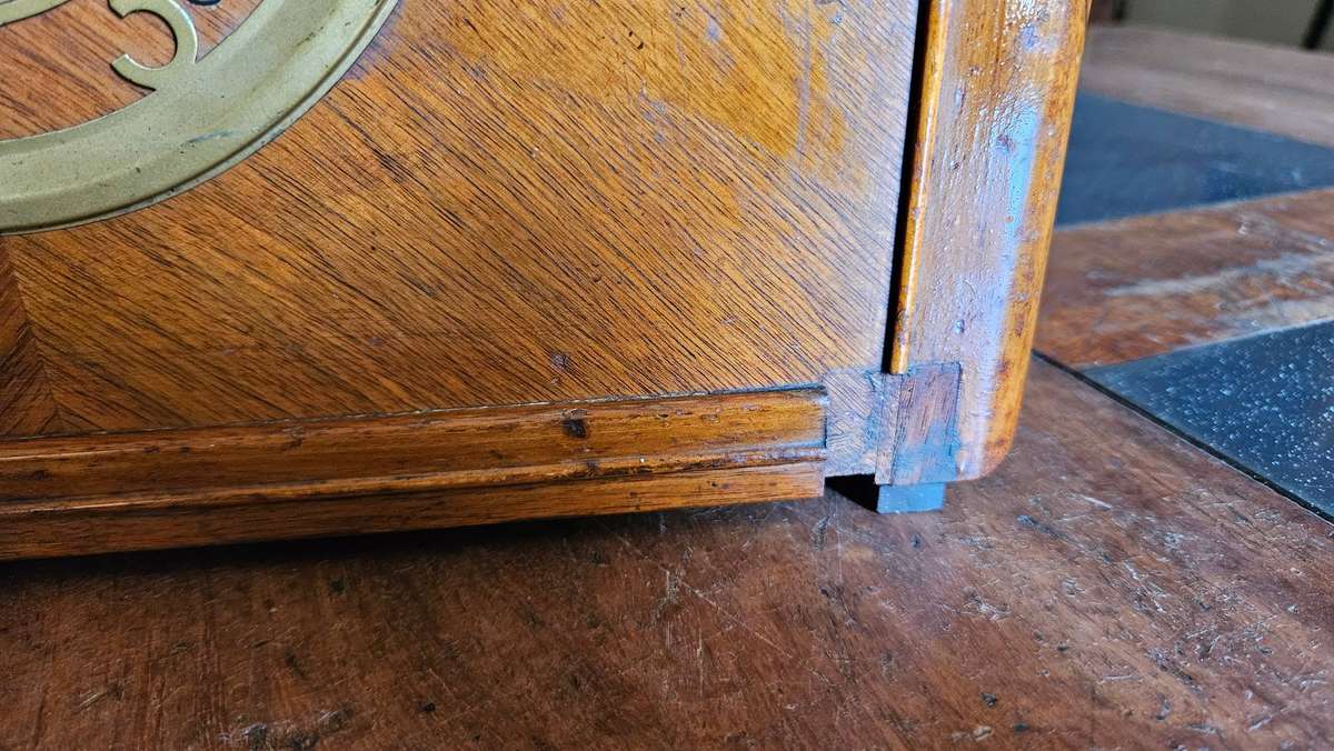 "RESERVED FOR macMcC9848"    1920s Seth Thomas Mantle Clock 124 Series 8 day Chime