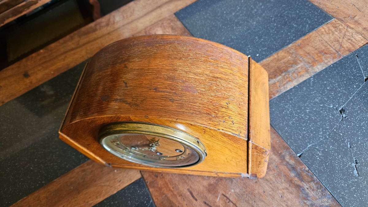 "RESERVED FOR macMcC9848"    1920s Seth Thomas Mantle Clock 124 Series 8 day Chime