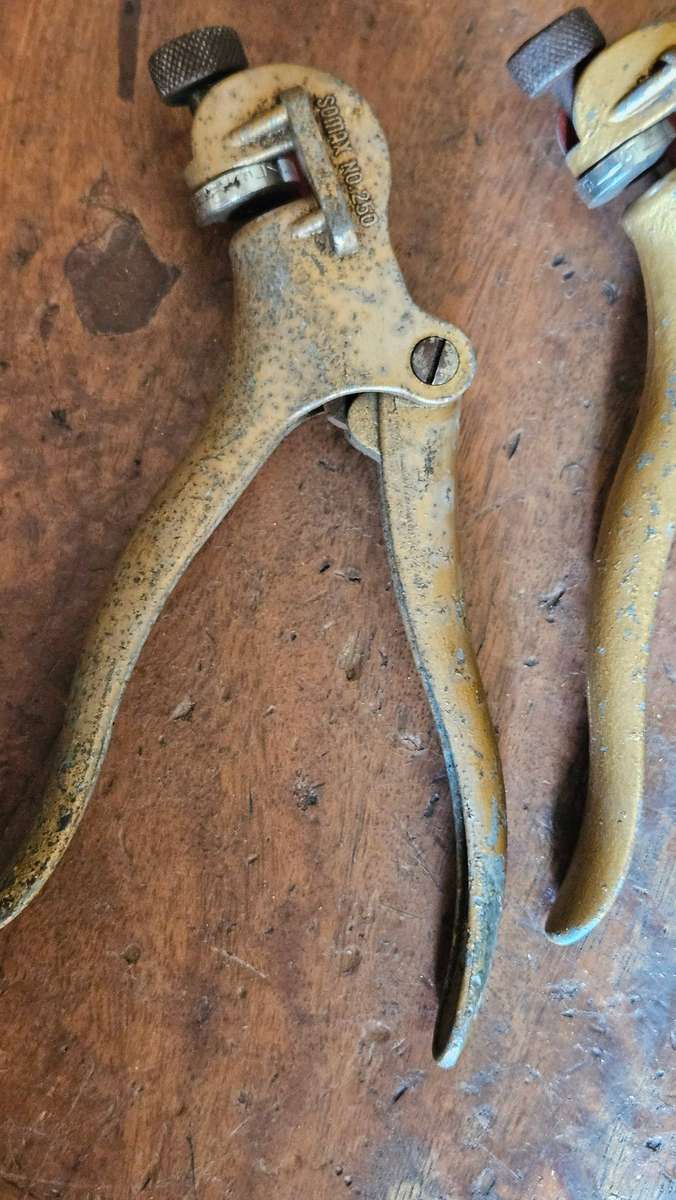 Somax 25o Saw Set  Woodworking Tools