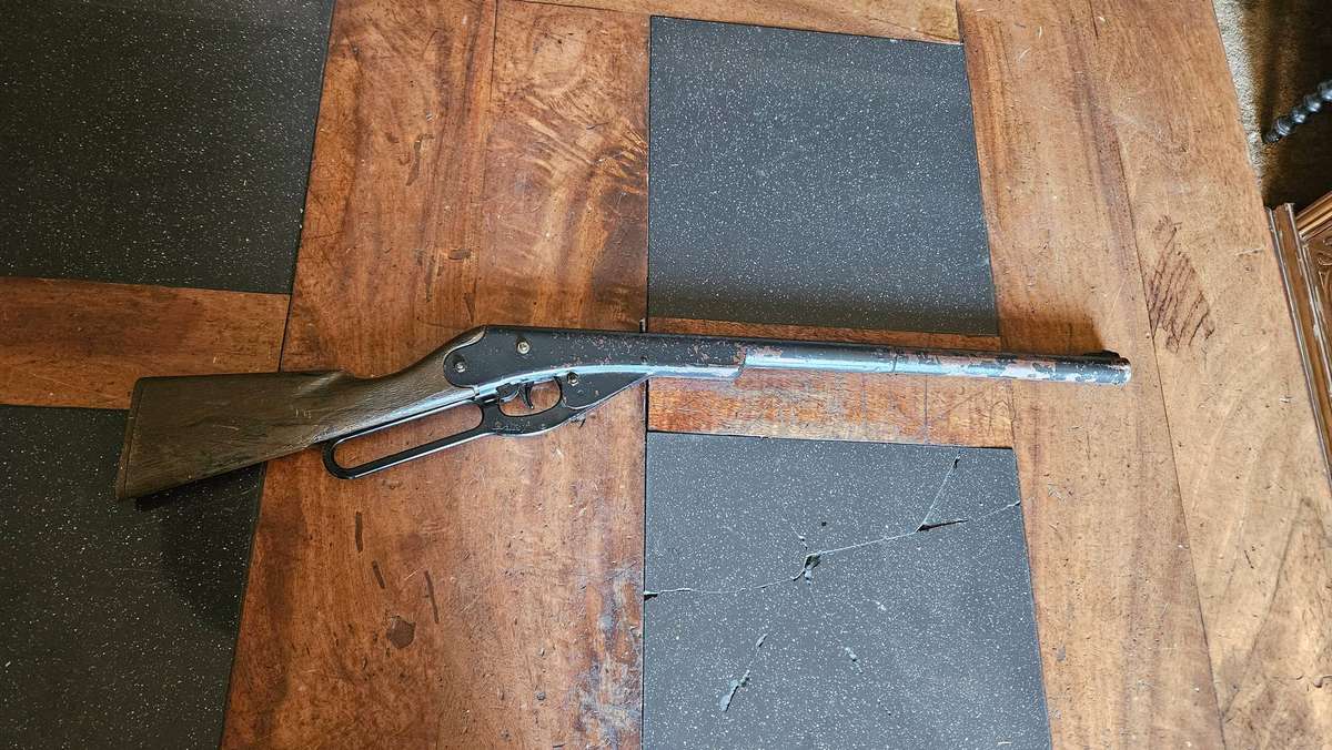 Vintage Daisey Rifle