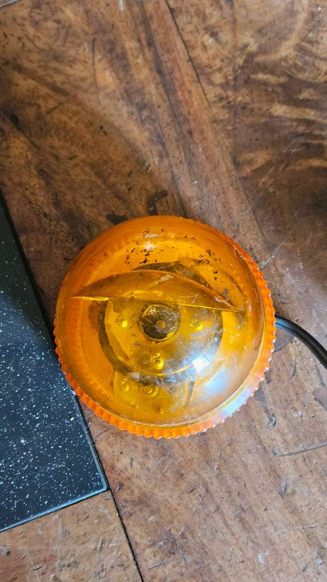 Magnetic Rotating Emergency Light