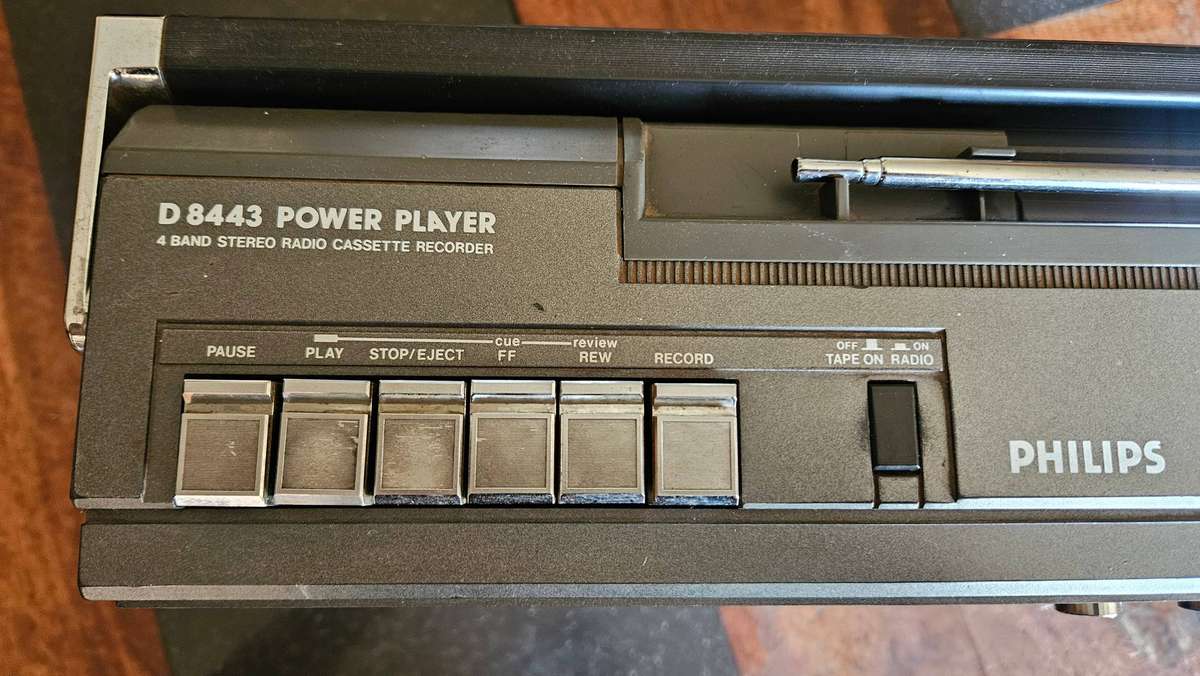 Philips Power Player D8443 Portable Radio