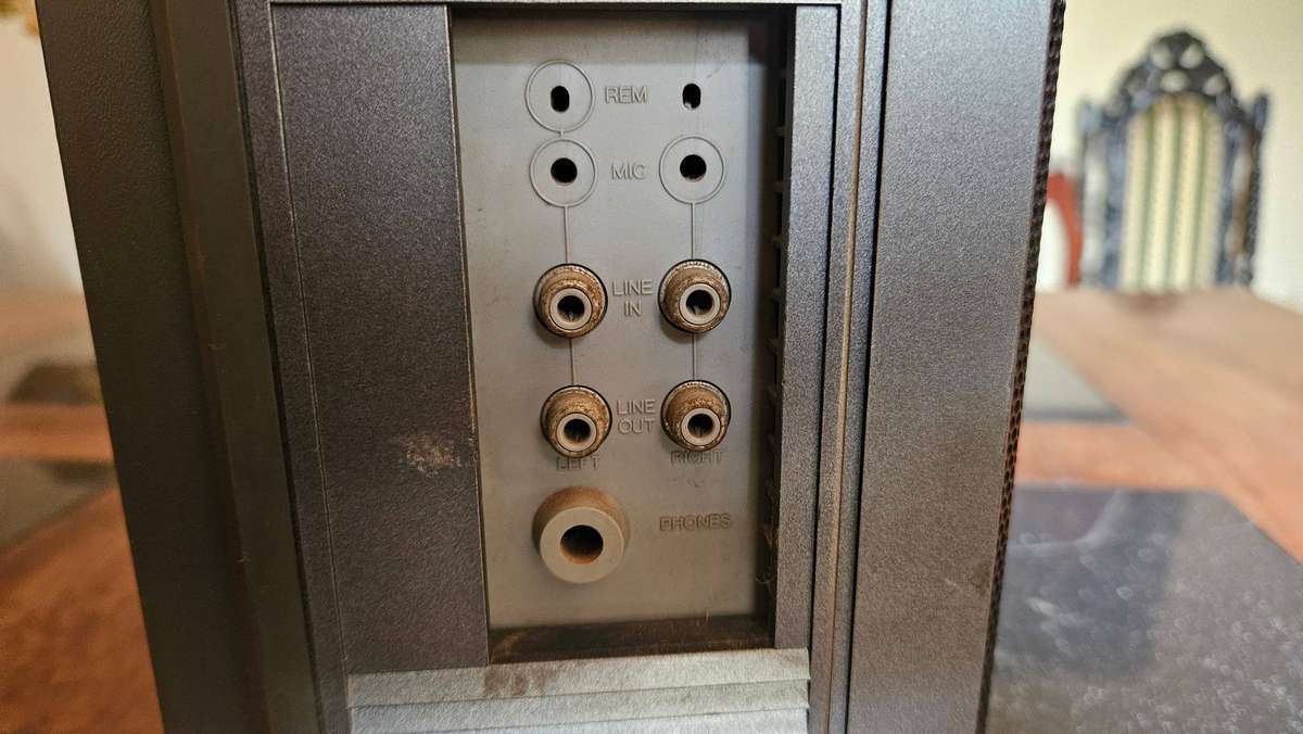 Philips Power Player D8443 Portable Radio