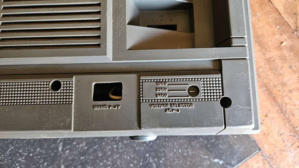 Philips Power Player D8443 Portable Radio