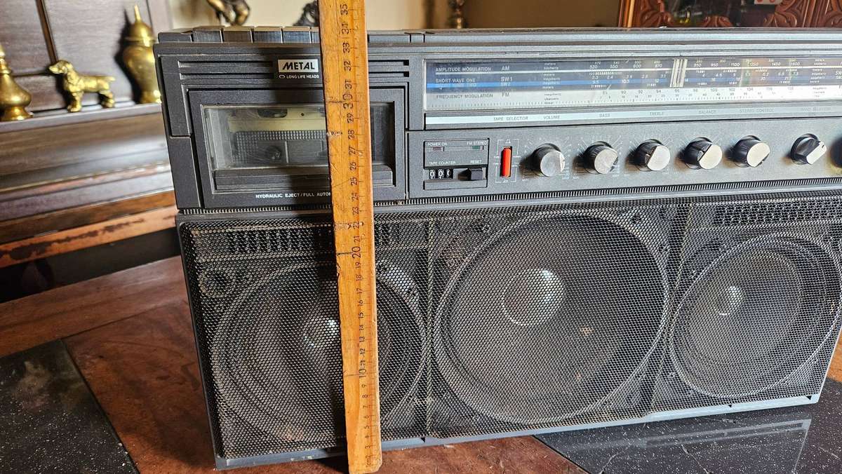 Philips Power Player D8443 Portable Radio