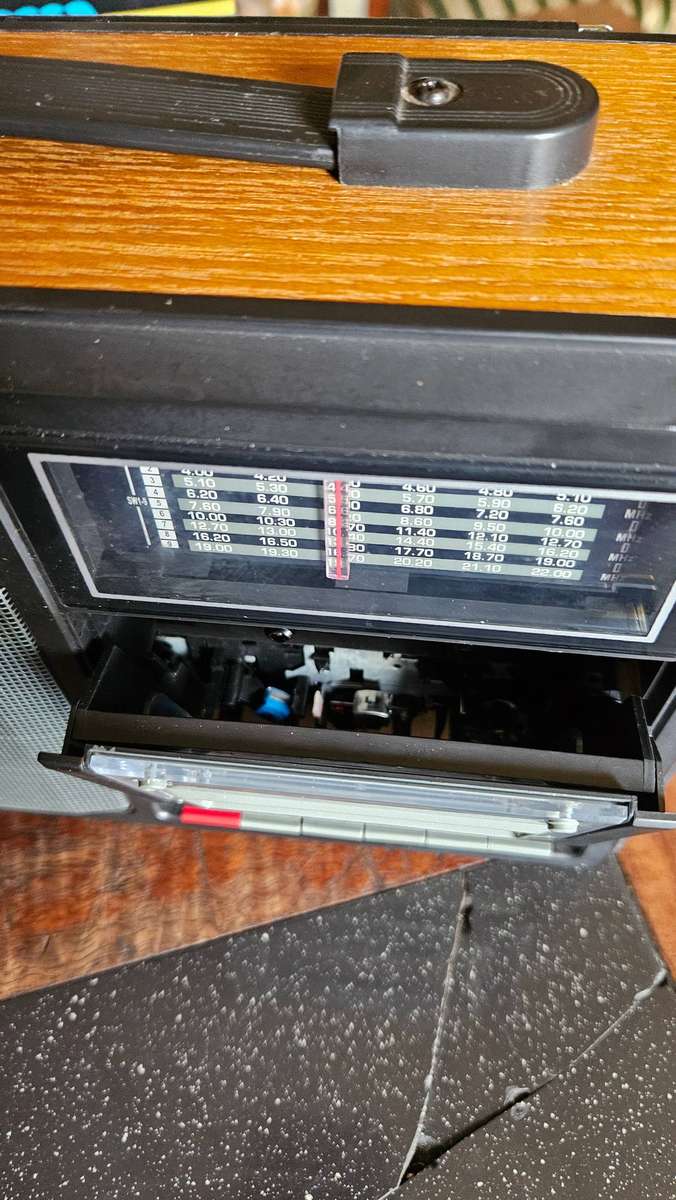 Sakyno World Receiver Portable Radio SK 859