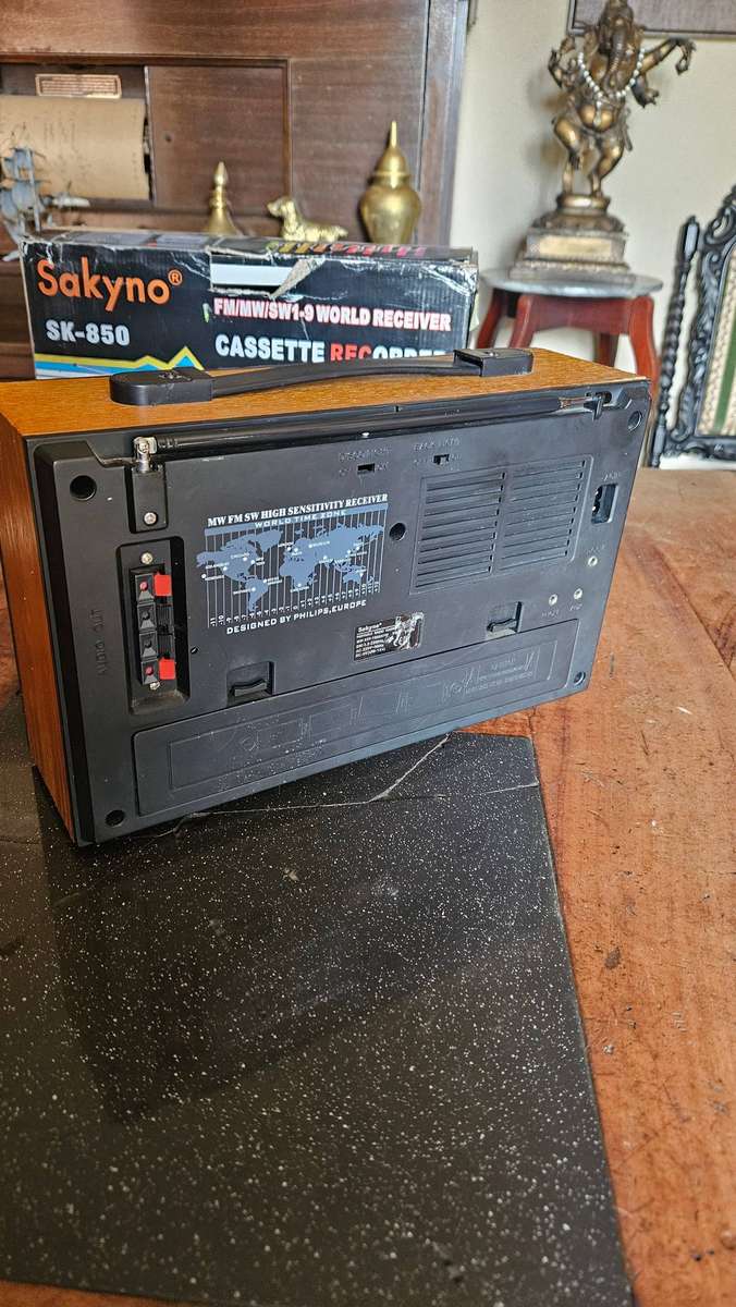 Sakyno World Receiver Portable Radio SK 859