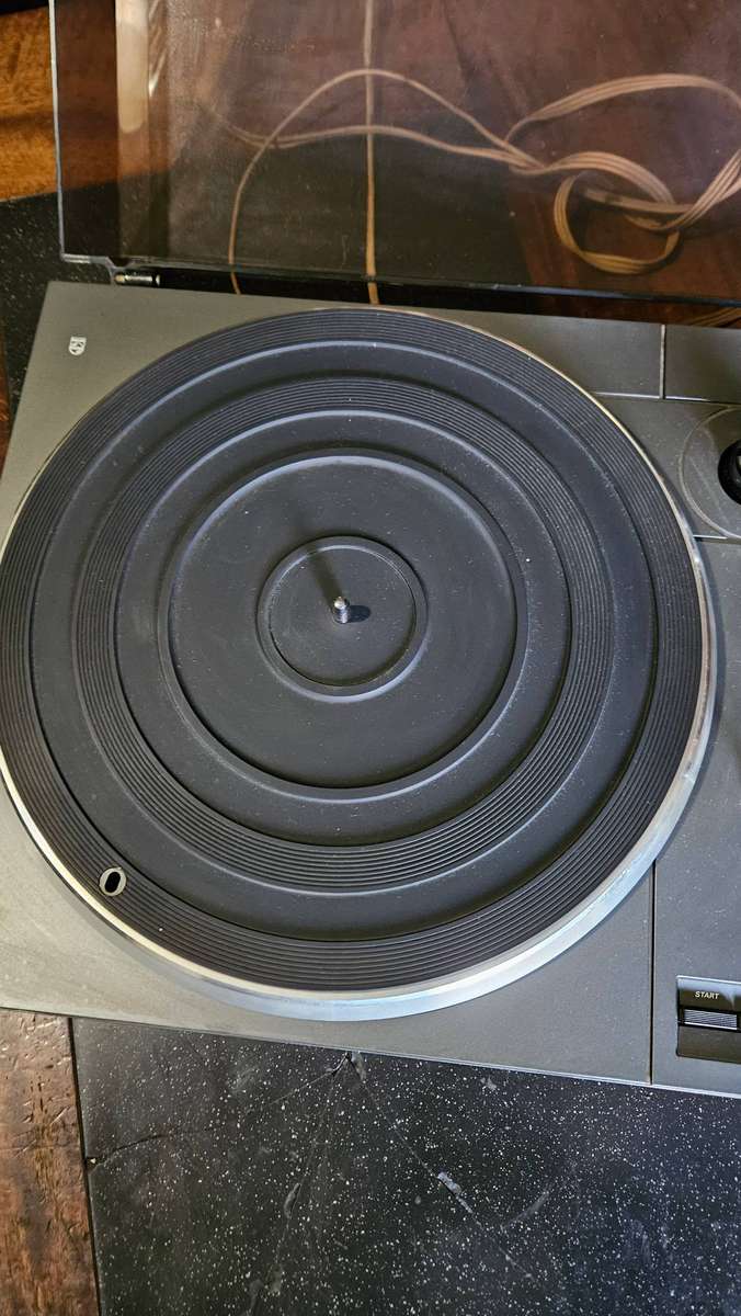 Phillips Turntable