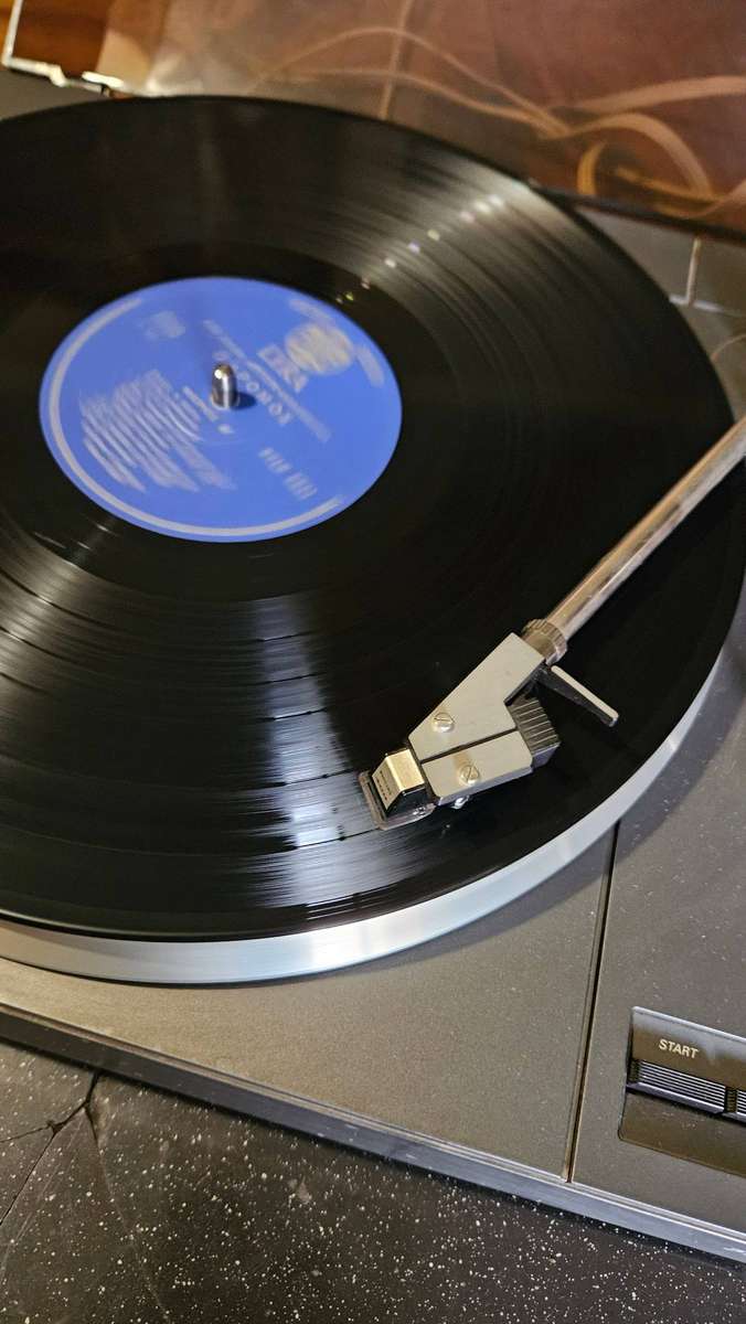 Phillips Turntable