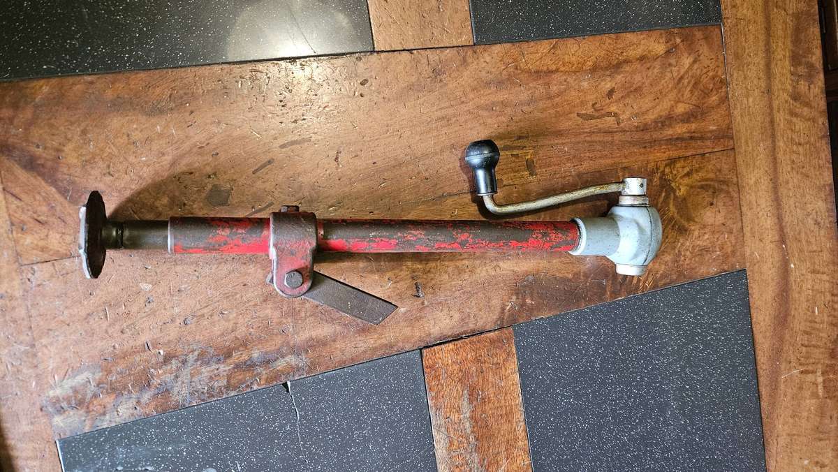 Old Bevelift Car/Truck Jack