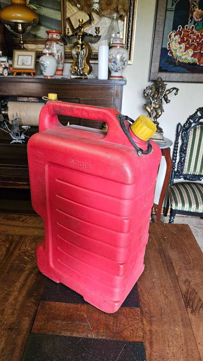 Addis Plastic Jerry Can