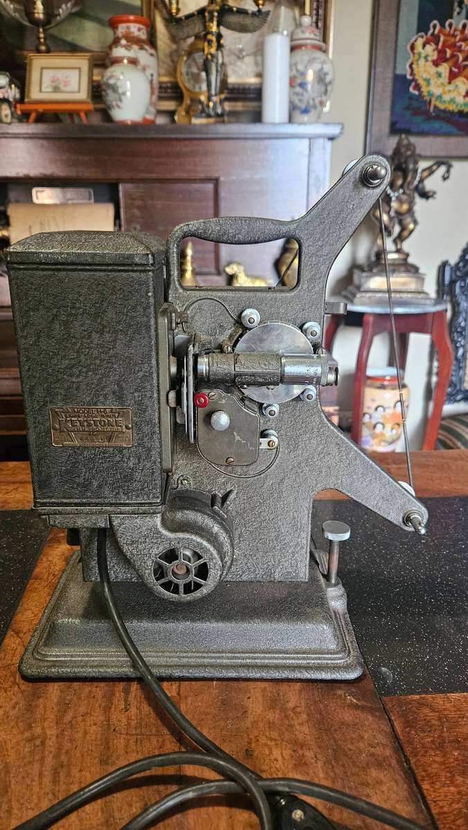 1940's Keystone Projector Model M-8