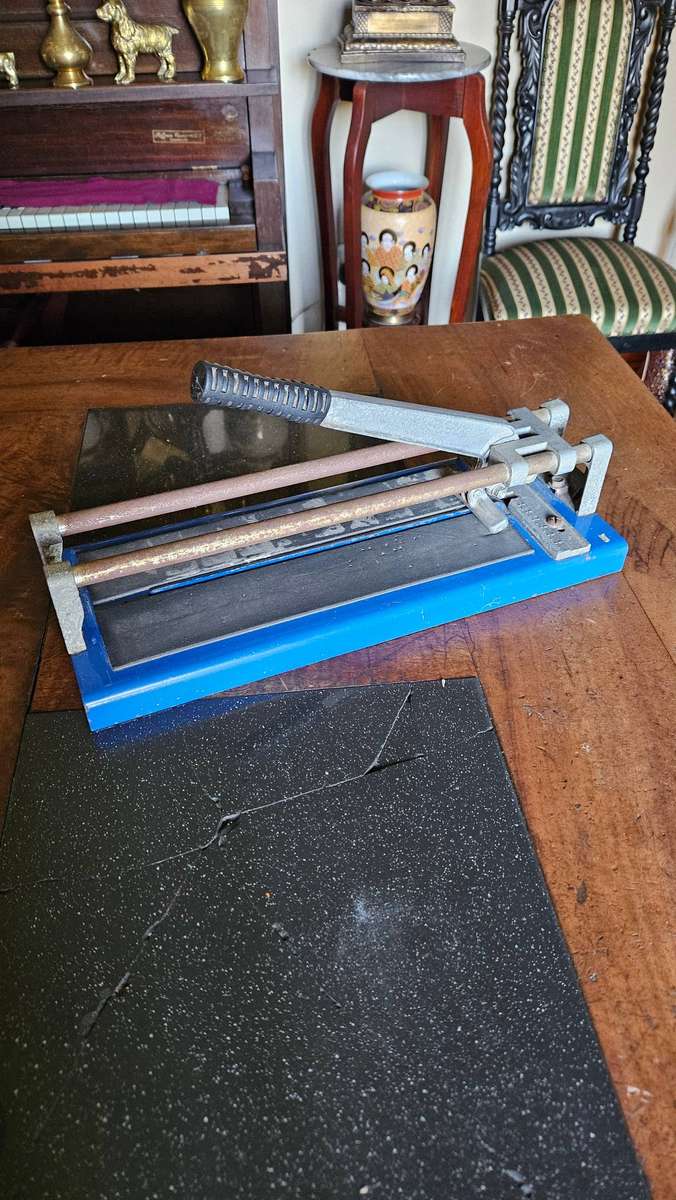 Tile Cutter