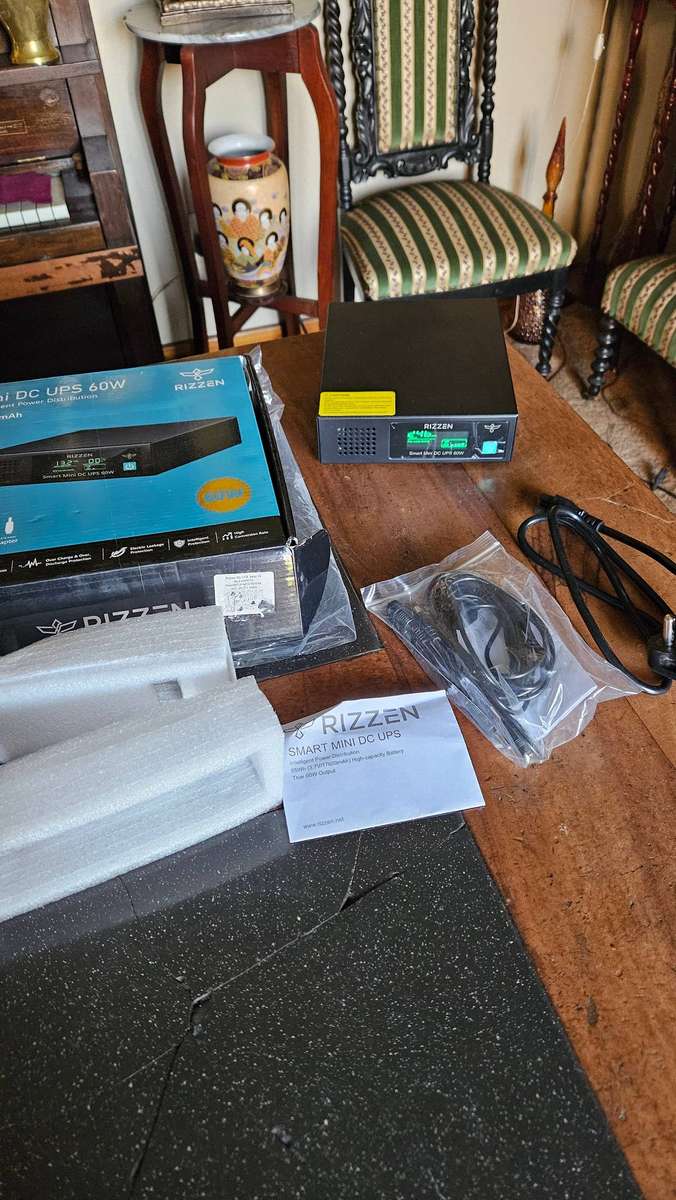 Rizzen Smart Mini Dc UPS 60W