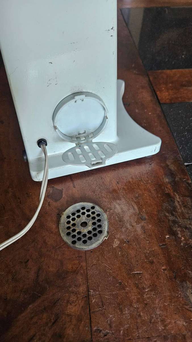 Vintage Toshiba Cooking Master Meat Mincer