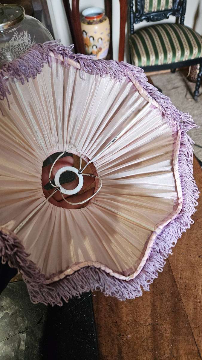 Vintage Seashell Motif Table Lamp