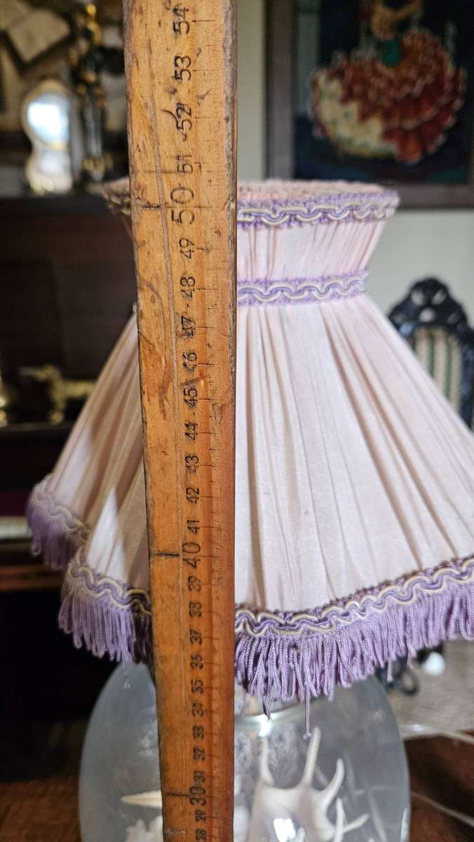 Vintage Seashell Motif Table Lamp