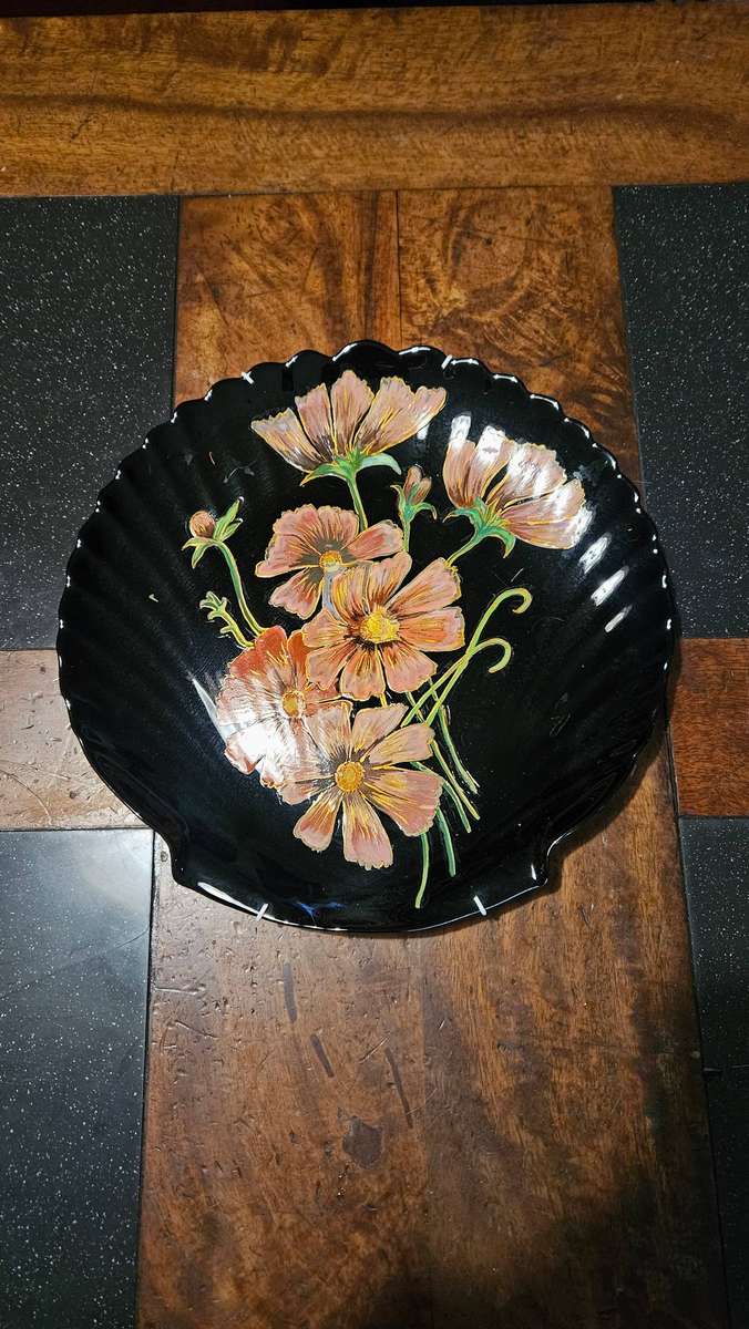Vintage Hand Painted Floral Motif on Shell Plate