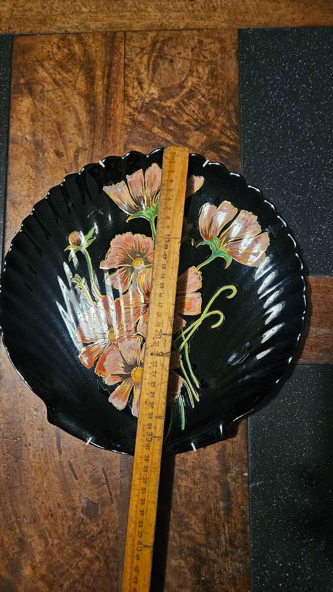 Vintage Hand Painted Floral Motif on Shell Plate