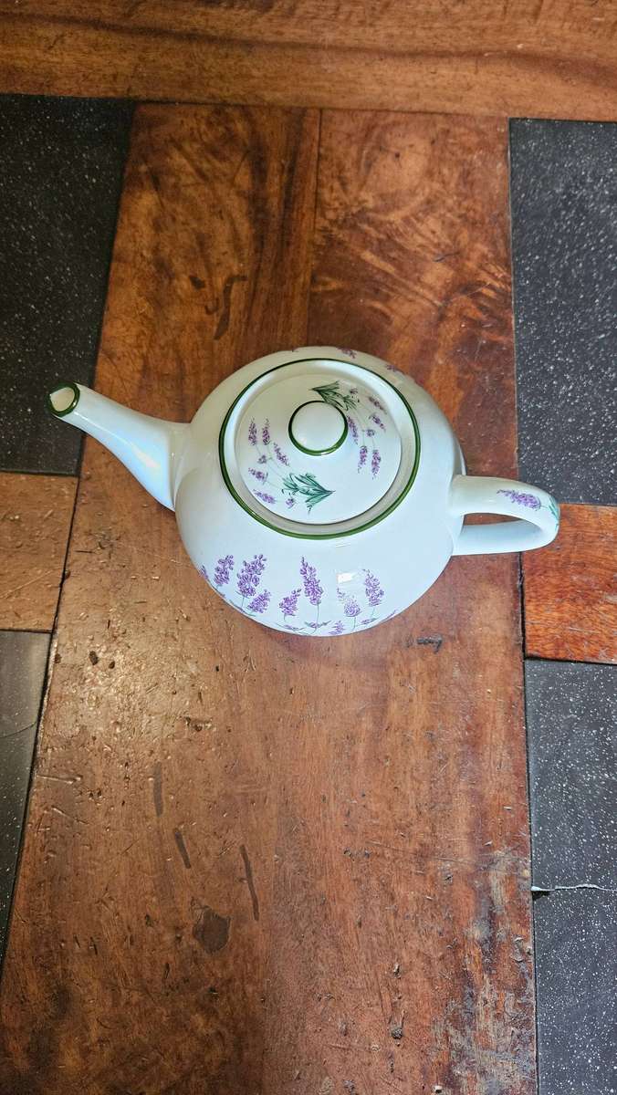 Wiesenthal Lavender Porcelain Tea Pot