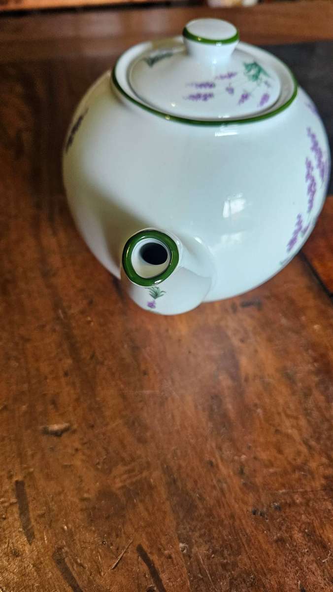 Wiesenthal Lavender Porcelain Tea Pot