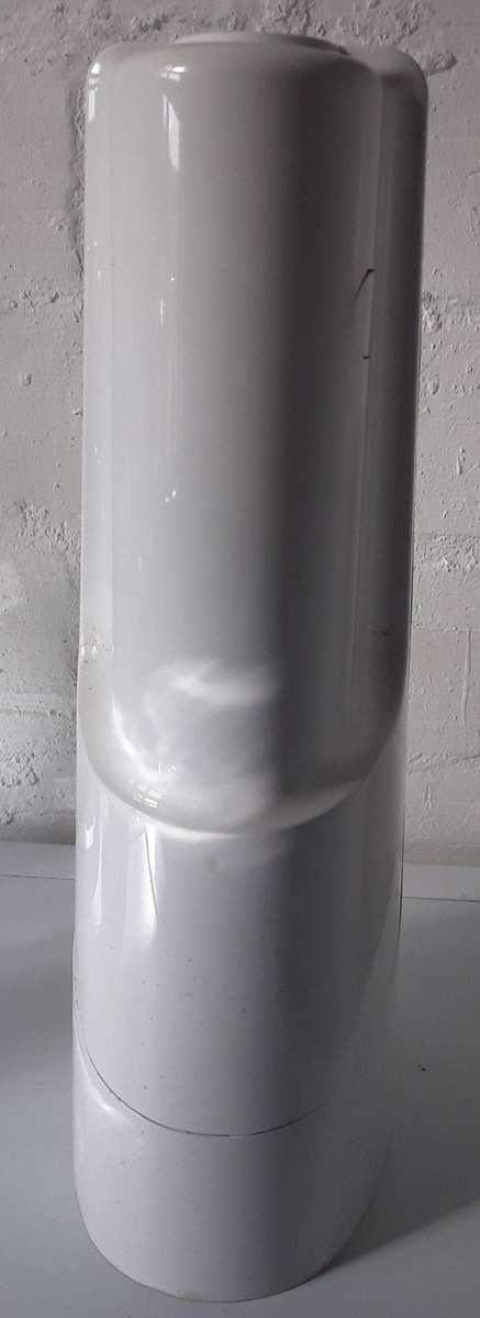 SodaStream Sparkling Water Maker with bottles (refill needed)