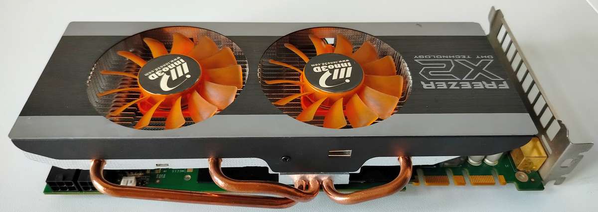 Inno3D GTX 260 FreezerX2 | 896MB GDDR3 | Clean with fresh heat paste