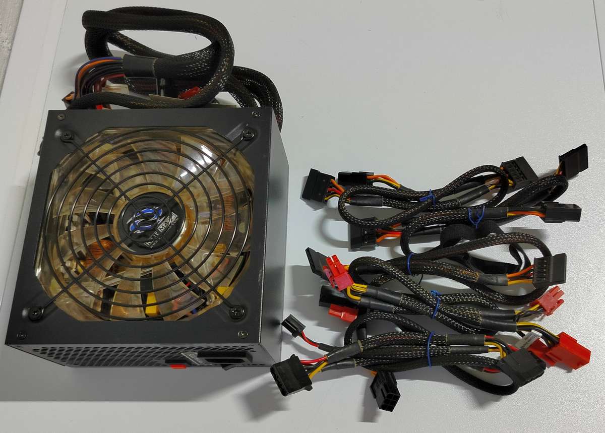 Raidmax RX-530SS | 530W modular power supply | 135mm fan | In box