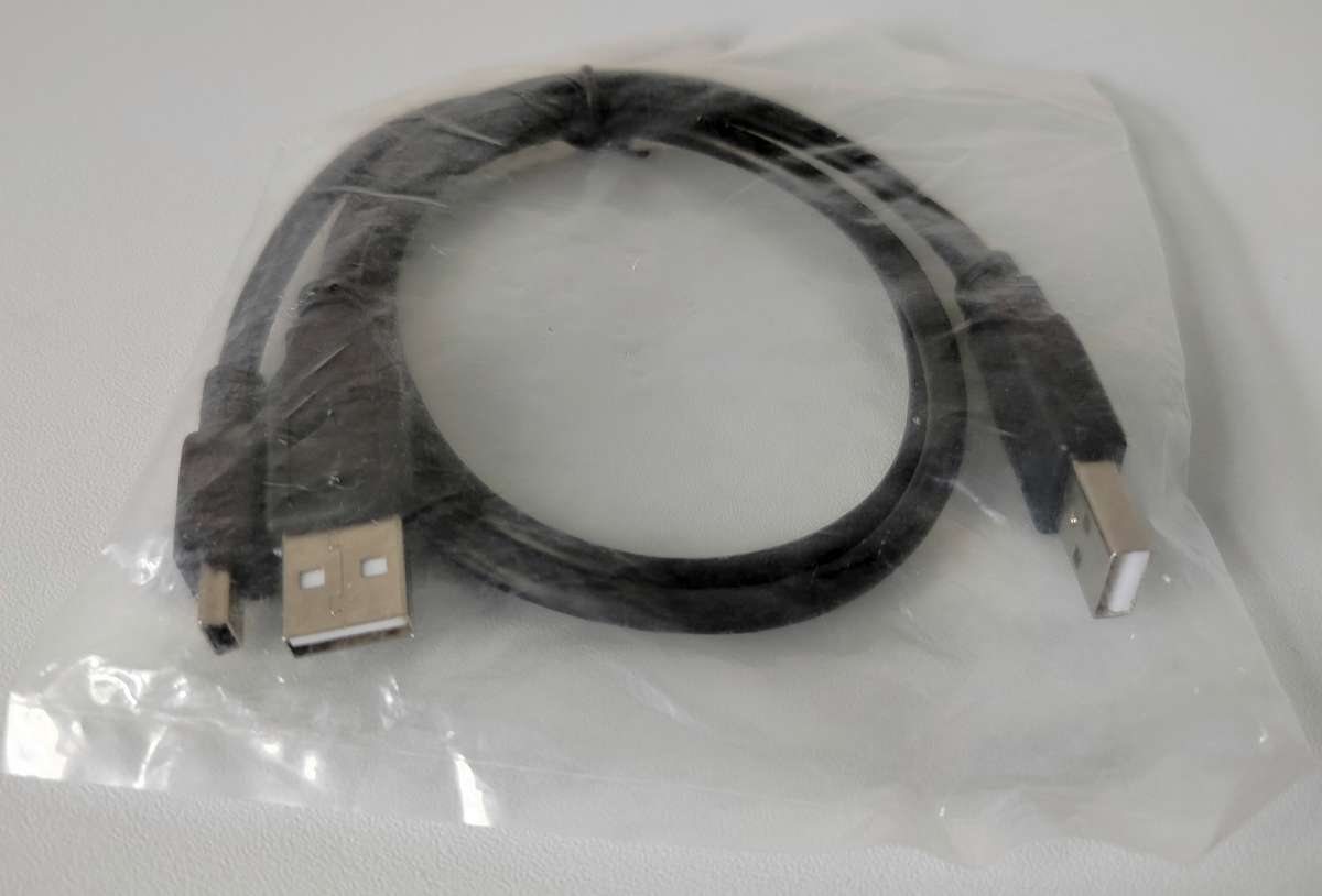USB to mini-USB cable | Dual USB plugs for extra power as required by some drives