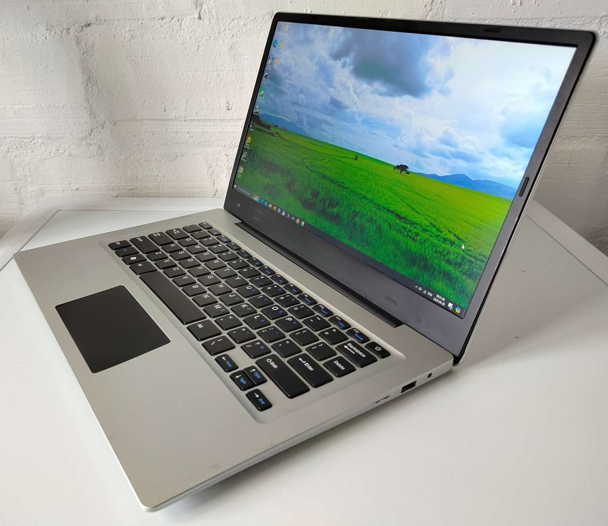 Jumper EZBook 3 laptop | In box | Full HD 14" | 6GB RAM | 256GB SSD | !NEEDS NEW BATTERY!