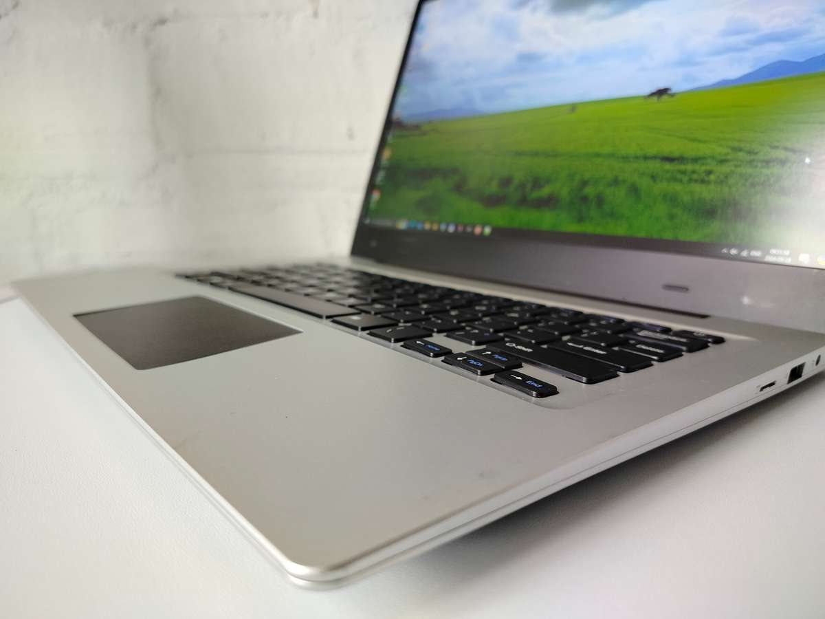 Jumper EZBook 3 laptop | In box | Full HD 14" | 6GB RAM | 256GB SSD | !NEEDS NEW BATTERY!