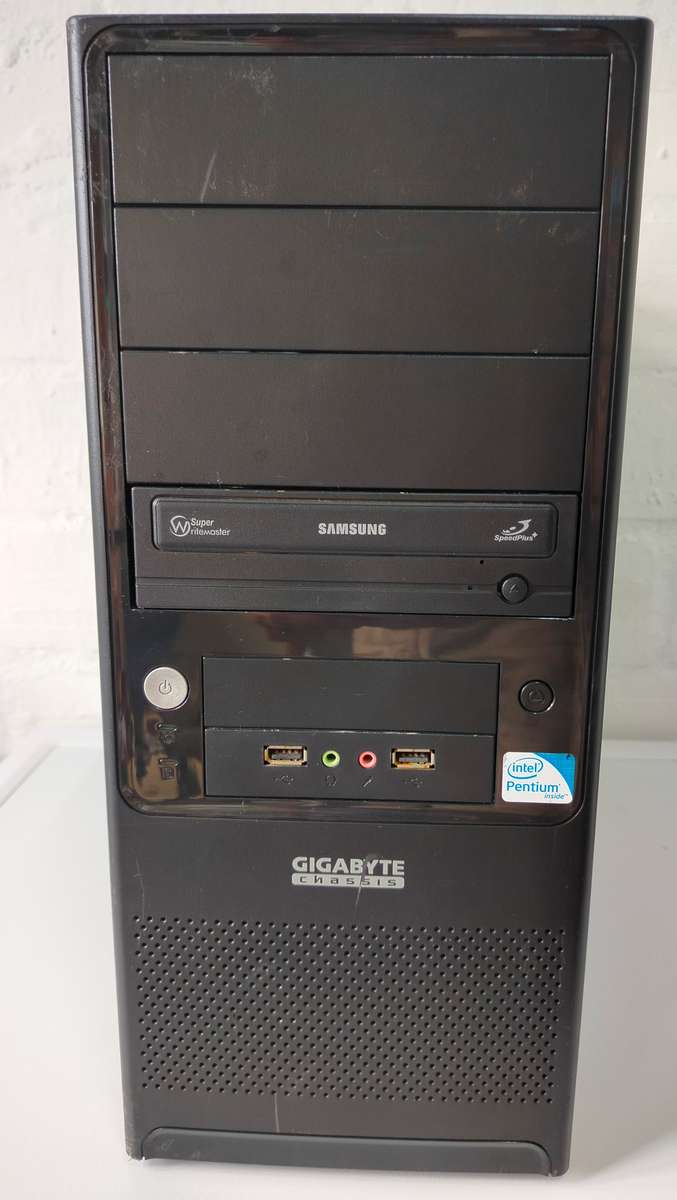 Intel Quad Core 2.33GHz | 2GB RAM | 320GB HDD | Windows 10 Pro