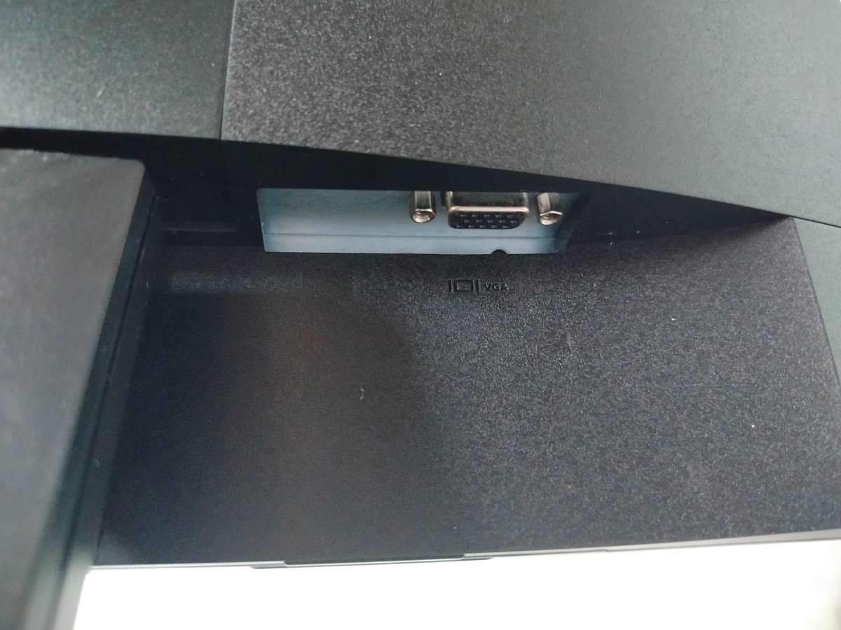 Dell 18.5-inch HD 5ms Monitor | E1916HV