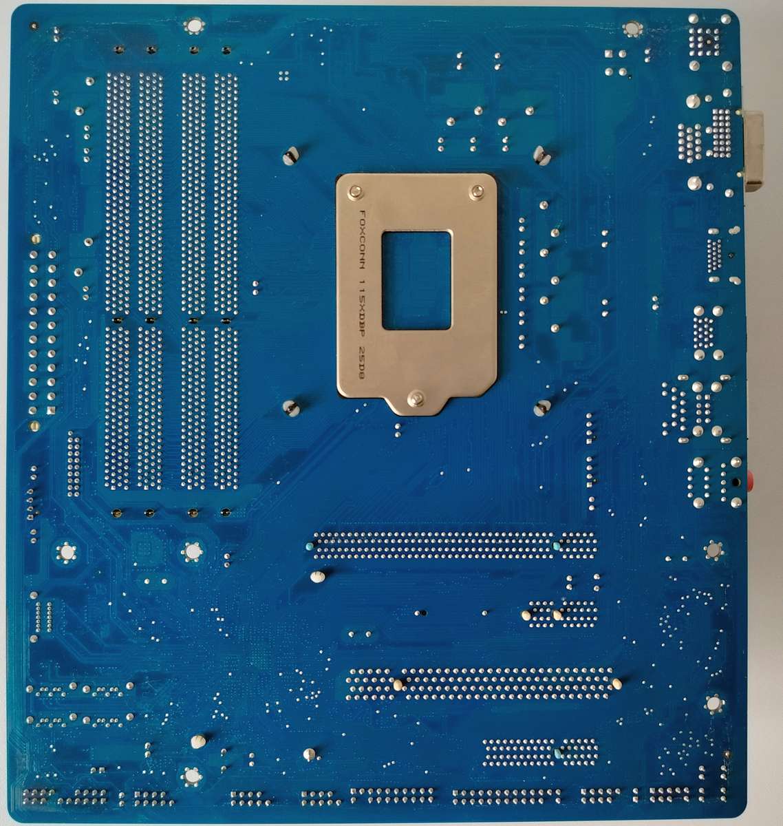 Gigabyte Z77 motherboard + Intel i5-3470 CPU + 2GB DDR3 RAM