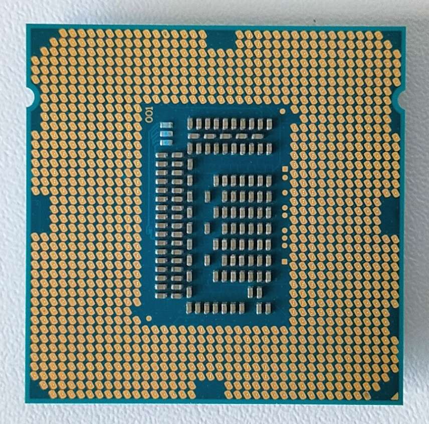 No display : Intel Core i7-3770K | For spares or repair