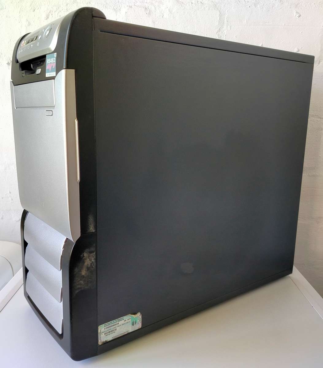 Workstation Tower Case | Full ATX | Door and Louvers working