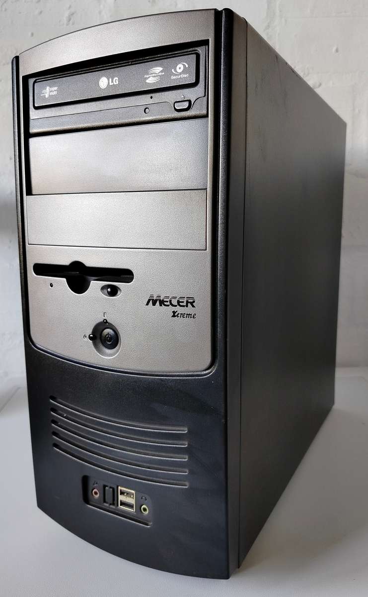 Mecer Quad Core 2.33GHz | 4GB RAM | nVidia GeForce 7050