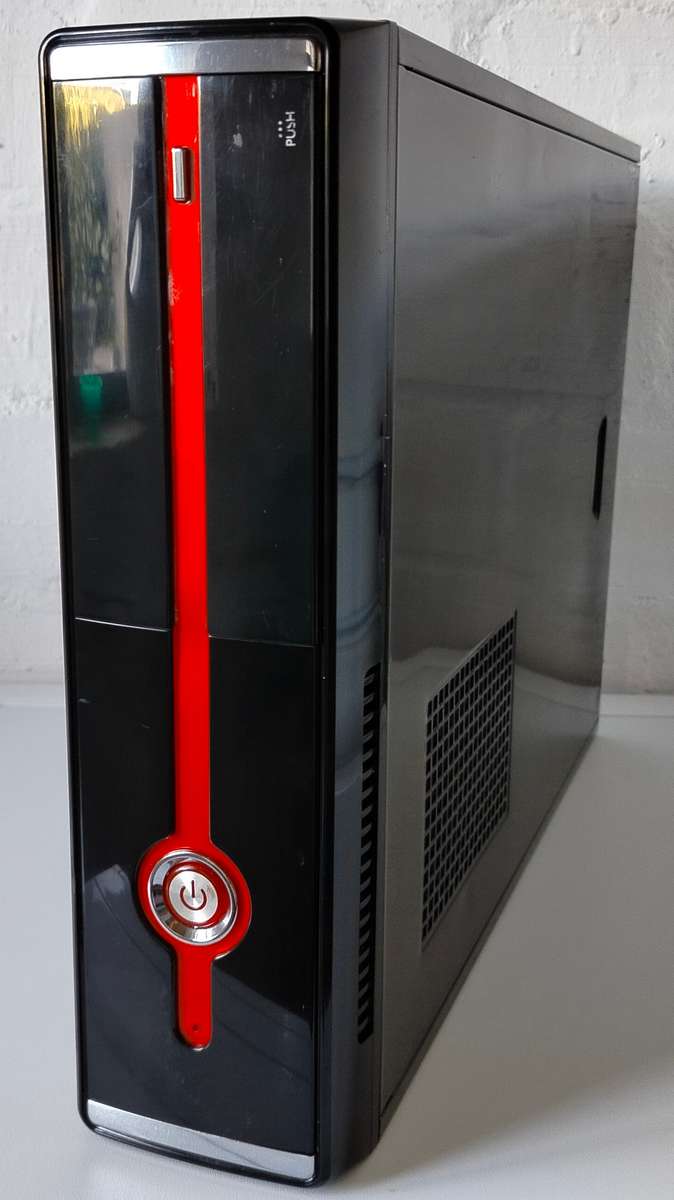 Sleek piano black MSI Low Profile PC | Intel 4C/4T 2.5GHz | 4GB RAM | Windows 11 Pro (activated)