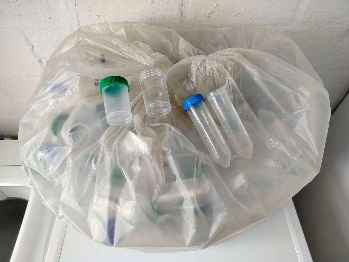 Tubes with screw on lids | Big bag full of them | 5CM x 3CM | 50ml | For sorting or storing or craft