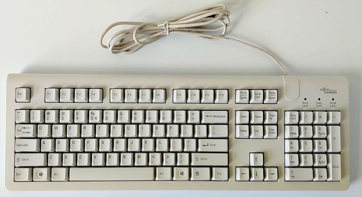Fujitsu Siemens Beige USB Keyboard