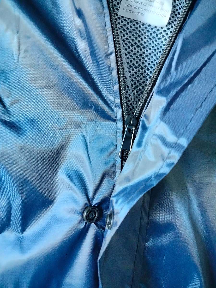 Aqua Skin 2XL Rain Jacket | Navy with hood, zip and snap buttons, two pocket and rear vent