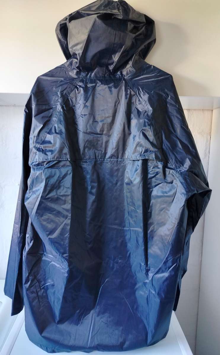 Aqua Skin 2XL Rain Jacket | Navy with hood, zip and snap buttons, two pocket and rear vent