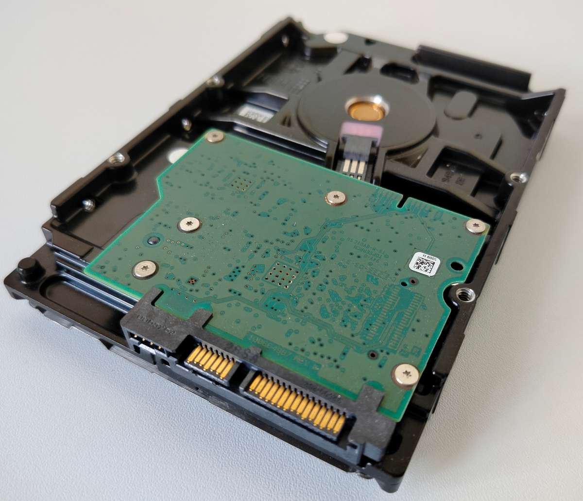 Seagate 1TB SATA Barracuda HDD | 183MB/s read & write speeds